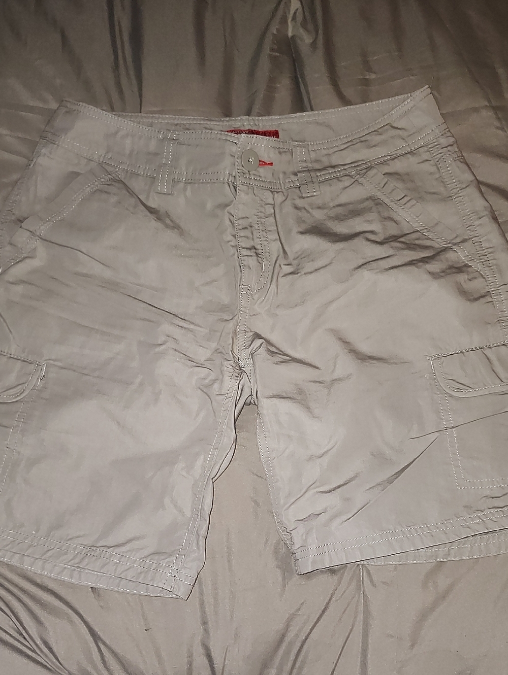 Eastern Mountain Sports Light Tan Cargo Shorts with Pocket Detailing